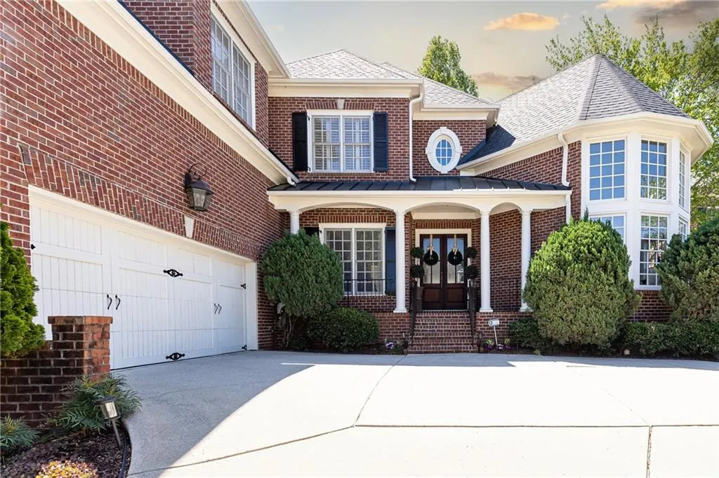 825 Glengate Place, Atlanta, Georgia 30328, 5 Bedrooms Bedrooms, ,6 BathroomsBathrooms,Residential,Sold,825 Glengate Place,7545182