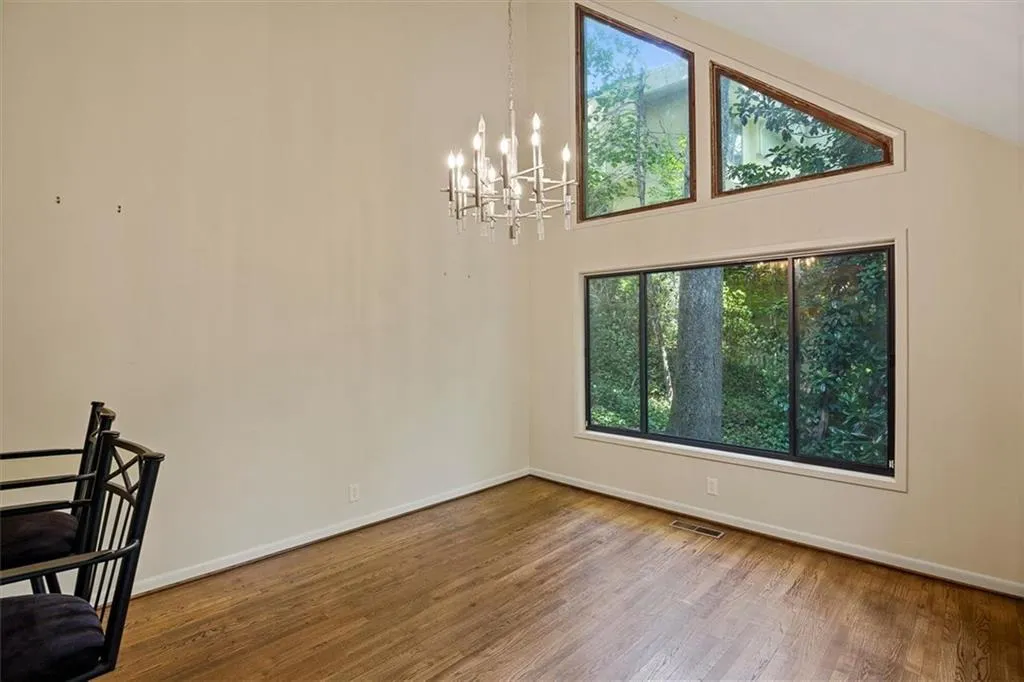 100 Mountain Creek Trace, Sandy Springs, Georgia 30328, 4 Bedrooms Bedrooms, ,3 BathroomsBathrooms,Residential,Sold,100 Mountain Creek Trace,6931774