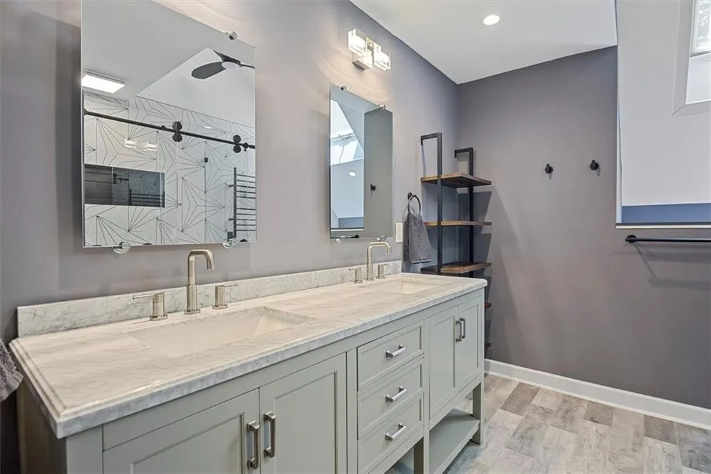 100 Mountain Creek Trace, Sandy Springs, Georgia 30328, 4 Bedrooms Bedrooms, ,3 BathroomsBathrooms,Residential,Sold,100 Mountain Creek Trace,6931774