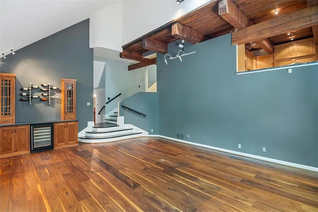 100 Mountain Creek Trace, Sandy Springs, Georgia 30328, 4 Bedrooms Bedrooms, ,3 BathroomsBathrooms,Residential,Sold,100 Mountain Creek Trace,6931774