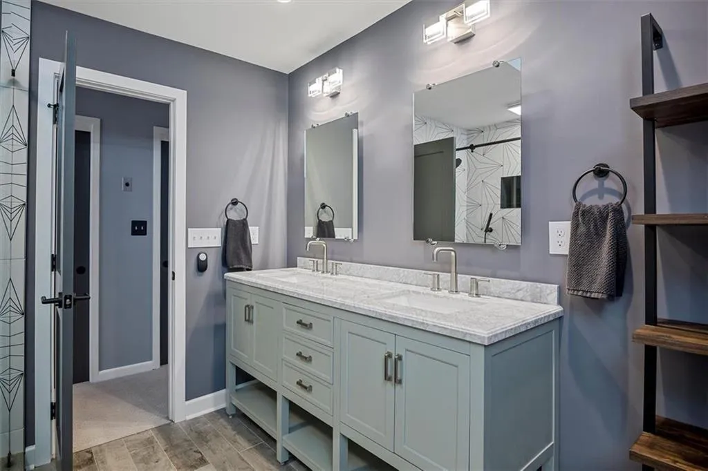 100 Mountain Creek Trace, Sandy Springs, Georgia 30328, 4 Bedrooms Bedrooms, ,3 BathroomsBathrooms,Residential,Sold,100 Mountain Creek Trace,6931774