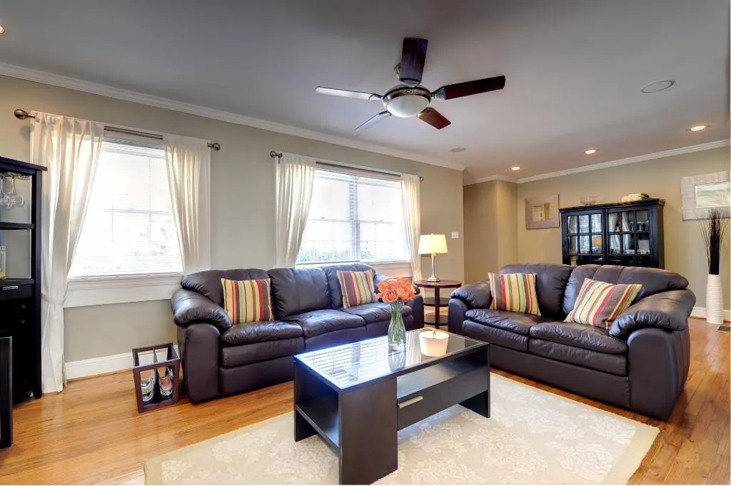 2154 La Dawn Lane, Atlanta, Georgia 30318, 3 Bedrooms Bedrooms, ,2 BathroomsBathrooms,Residential,Sold,2154 La Dawn Lane,5579669