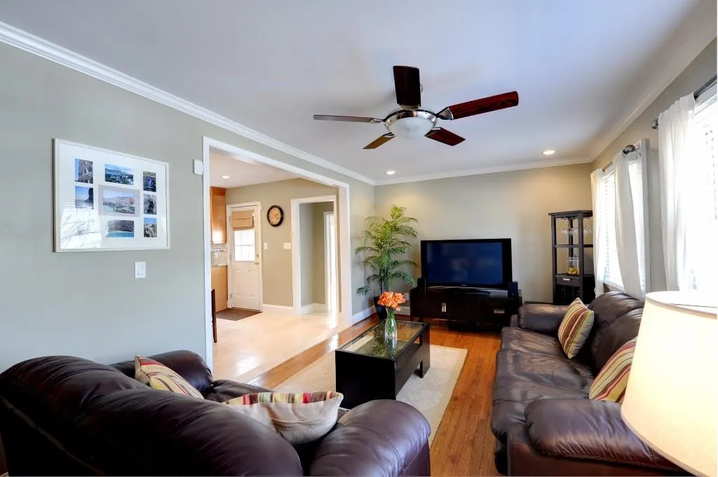 2154 La Dawn Lane, Atlanta, Georgia 30318, 3 Bedrooms Bedrooms, ,2 BathroomsBathrooms,Residential,Sold,2154 La Dawn Lane,5579669