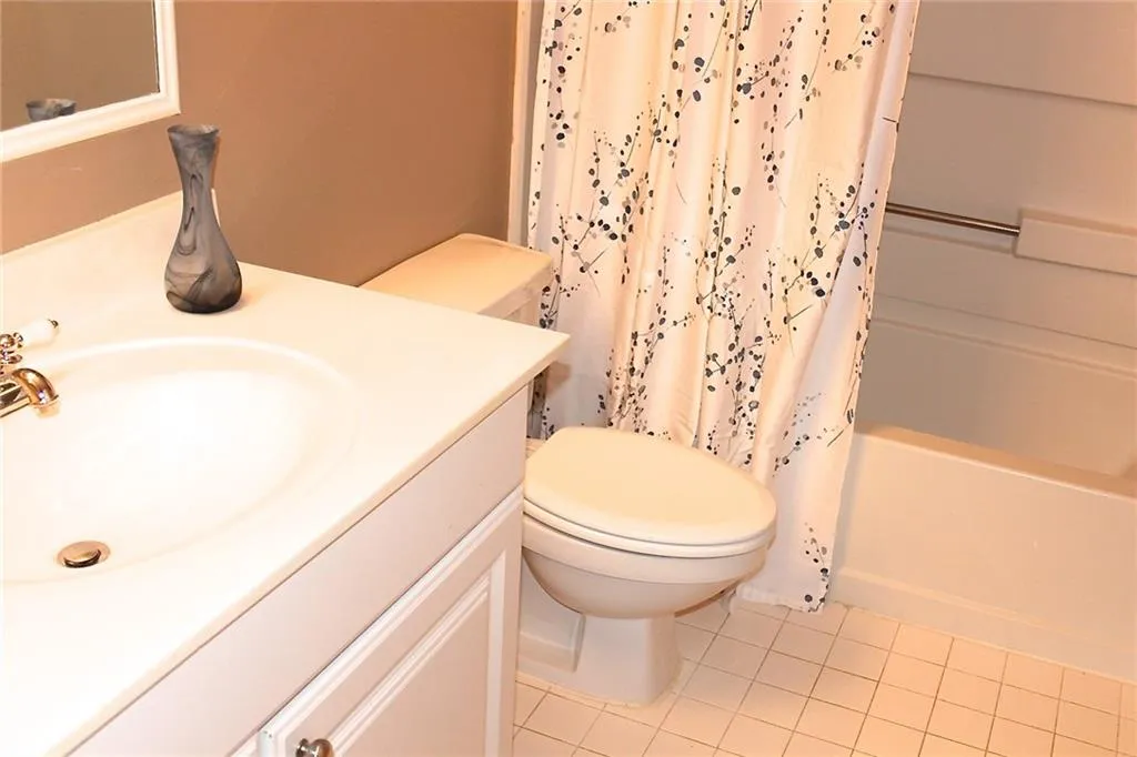 795 Hammond Drive Unit 2109, Atlanta, Georgia 30328, 1 Bedroom Bedrooms, ,1 BathroomBathrooms,Residential,Sold,795 Hammond Drive Unit 2109,5809646