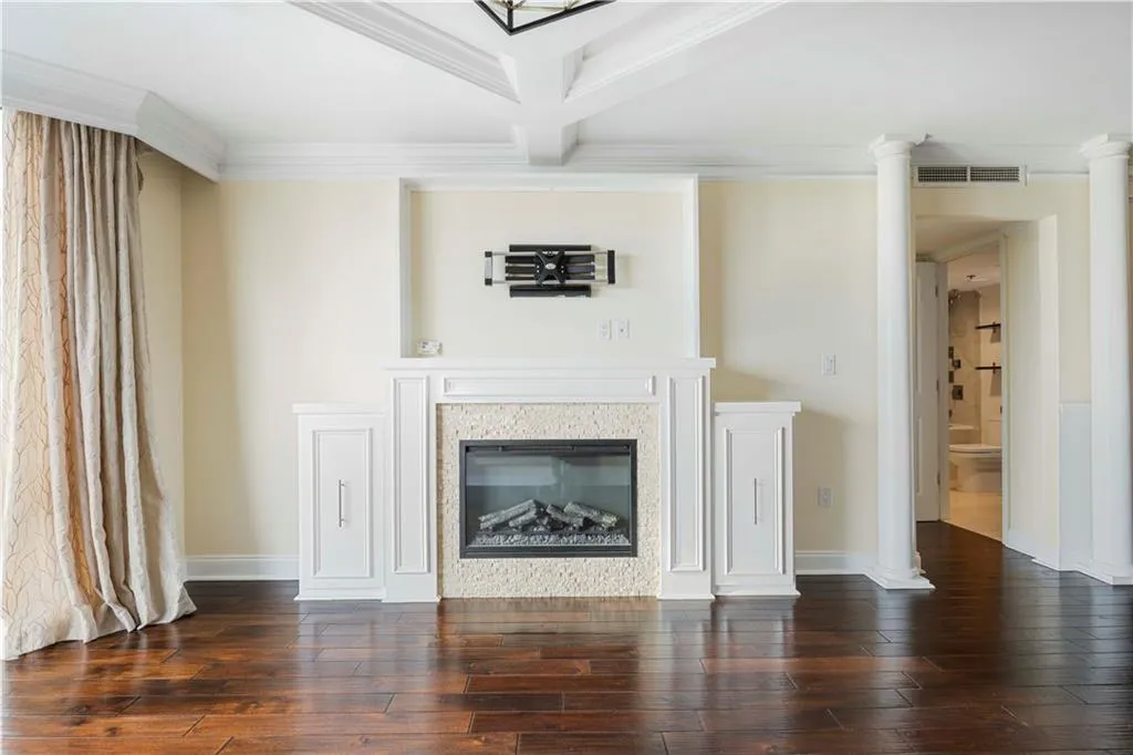 2870 Pharr Court South Nw Unit 1205, Atlanta, Georgia 30305, 2 Bedrooms Bedrooms, ,2 BathroomsBathrooms,Residential,For Sale,2870 Pharr Court South Nw Unit 1205,7509990