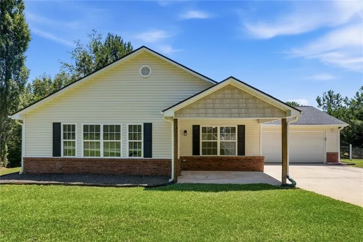 275 Jack Russell Road, Newnan, Georgia 30263