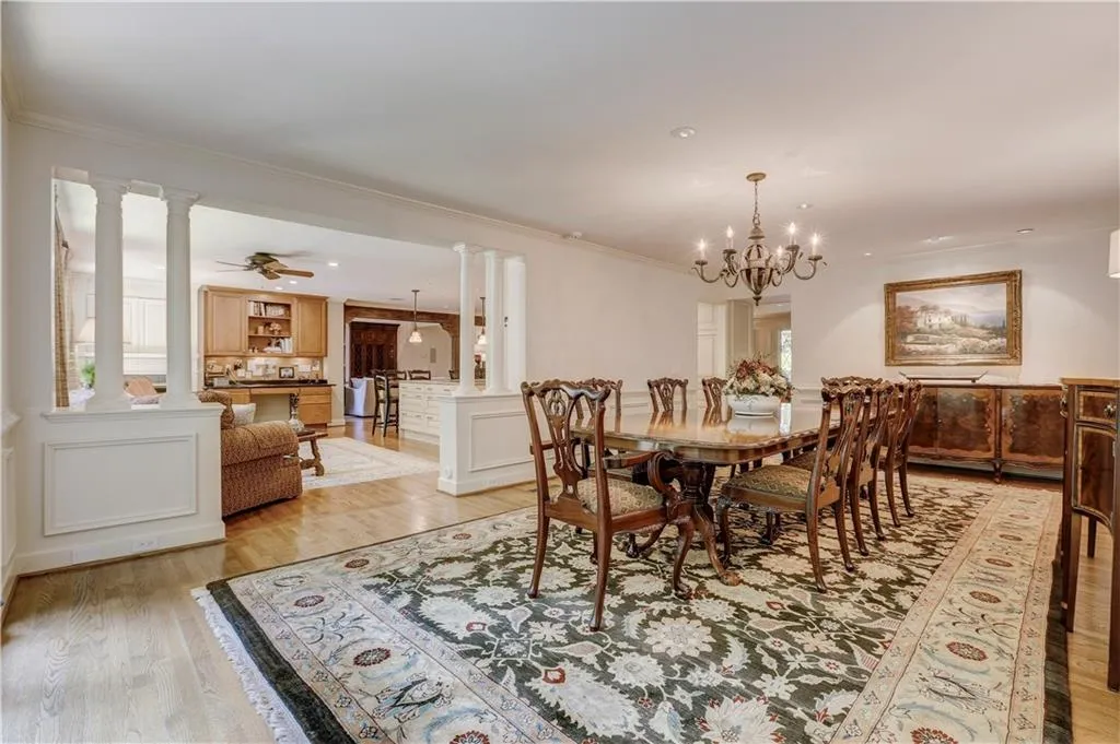 130 Churchill Drive, Sandy Springs, Georgia 30350, 5 Bedrooms Bedrooms, ,4 BathroomsBathrooms,Residential,Sold,130 Churchill Drive,6013433