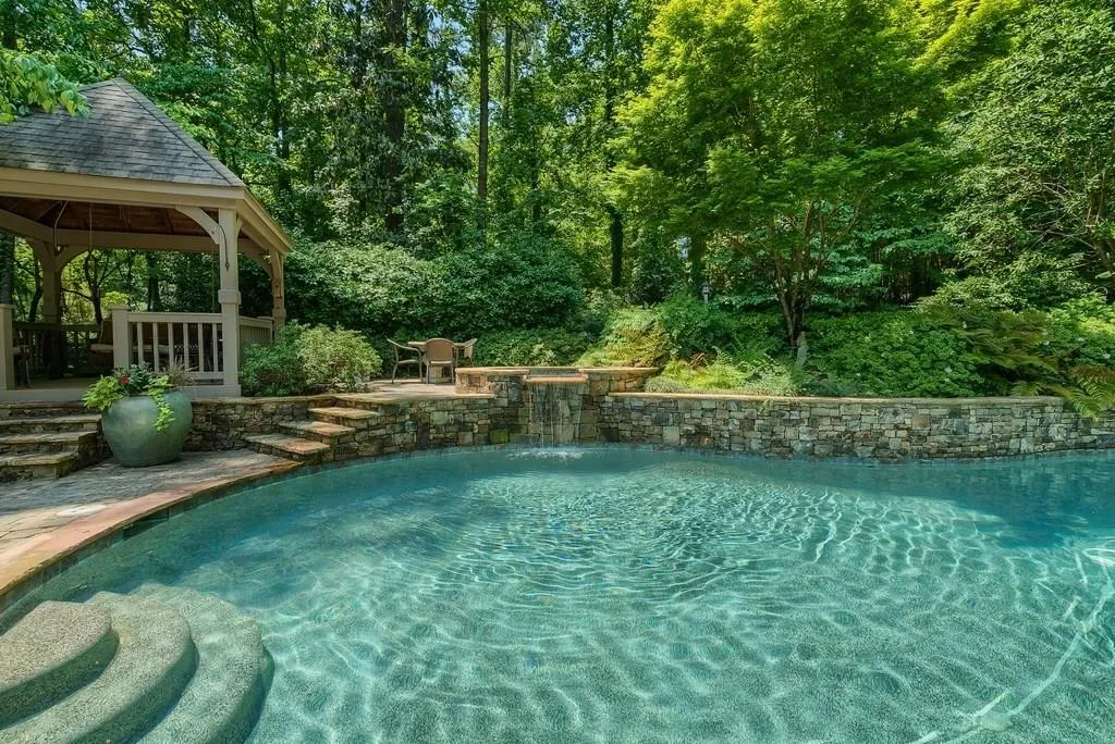130 Churchill Drive, Sandy Springs, Georgia 30350, 5 Bedrooms Bedrooms, ,4 BathroomsBathrooms,Residential,Sold,130 Churchill Drive,6013433