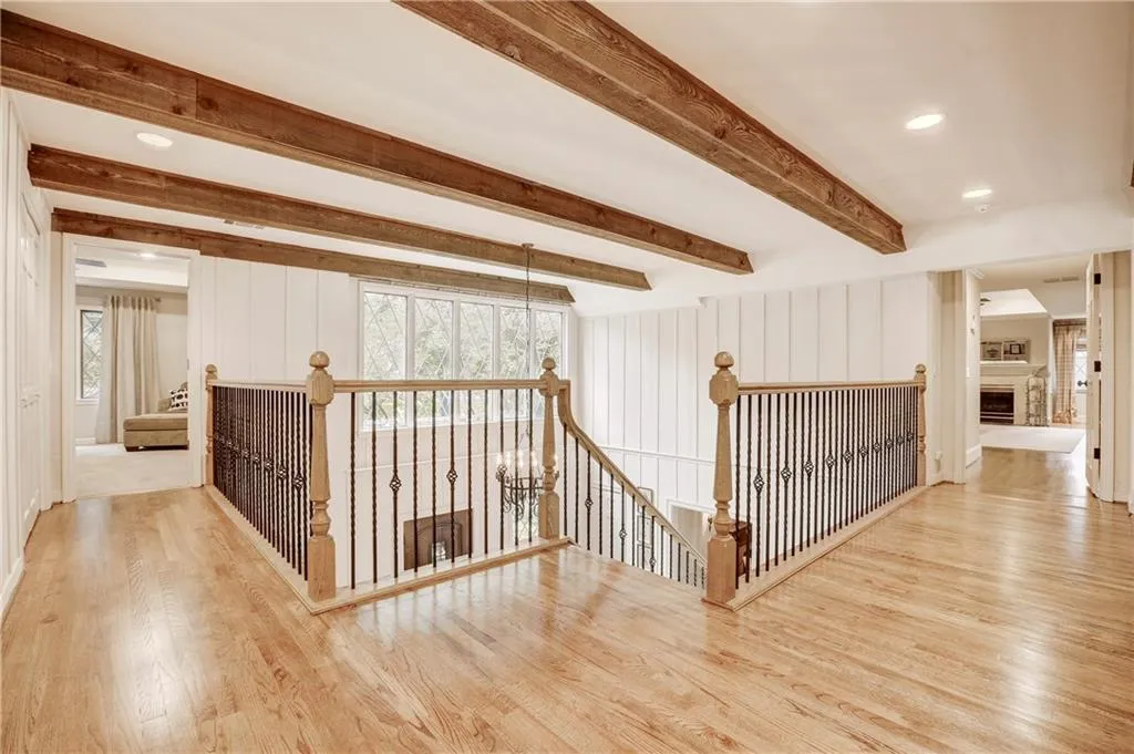 130 Churchill Drive, Sandy Springs, Georgia 30350, 5 Bedrooms Bedrooms, ,4 BathroomsBathrooms,Residential,Sold,130 Churchill Drive,6013433