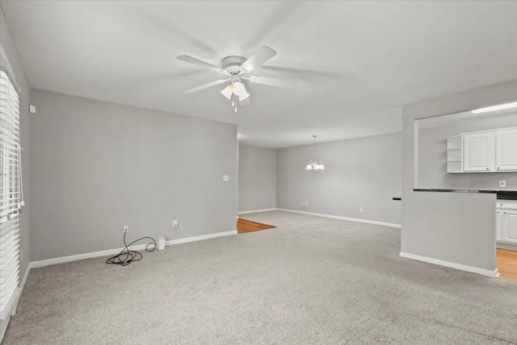 608 Brighton Point, Atlanta, Georgia 30328, 2 Bedrooms Bedrooms, ,2 BathroomsBathrooms,Residential,Sold,608 Brighton Point,7443192