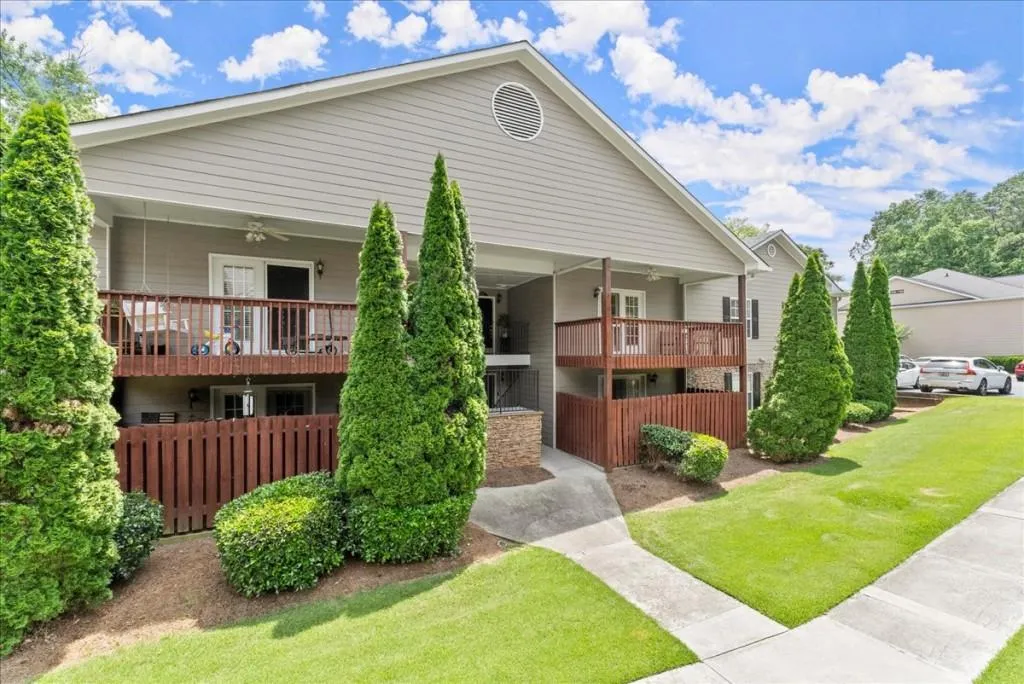 608 Brighton Point, Atlanta, Georgia 30328, 2 Bedrooms Bedrooms, ,2 BathroomsBathrooms,Residential,Sold,608 Brighton Point,7443192