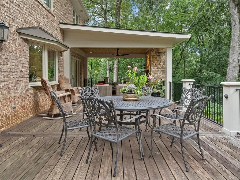 8895 River Run, Atlanta, Georgia 30350, 4 Bedrooms Bedrooms, ,4 BathroomsBathrooms,Residential,Sold,8895 River Run,7267959
