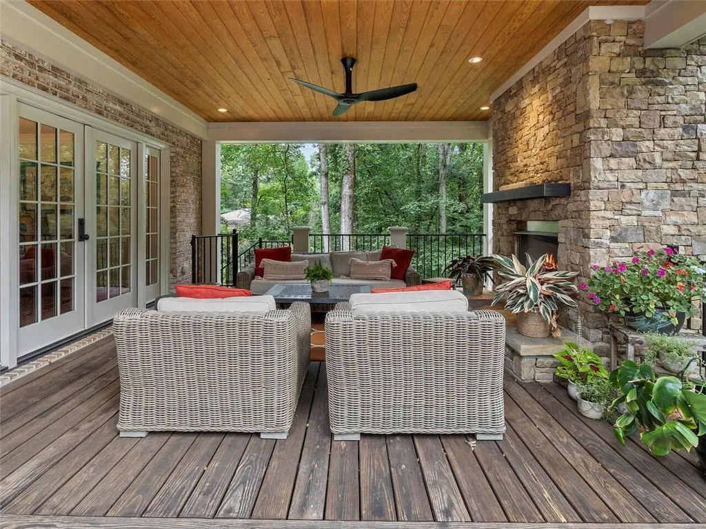 8895 River Run, Atlanta, Georgia 30350, 4 Bedrooms Bedrooms, ,4 BathroomsBathrooms,Residential,Sold,8895 River Run,7267959