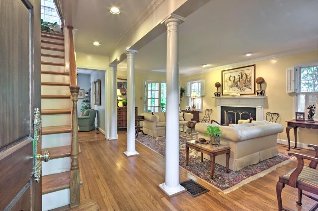 2806 Atwood Road Ne, Atlanta, Georgia 30305, 3 Bedrooms Bedrooms, ,2 BathroomsBathrooms,Residential,Sold,2806 Atwood Road Ne,5684655