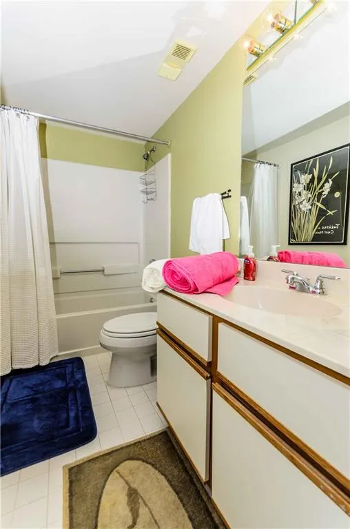 795 Hammond Drive Unit 711, Sandy Springs, Georgia 30328, 1 Bedroom Bedrooms, ,1 BathroomBathrooms,Residential,Sold,795 Hammond Drive Unit 711,5826560