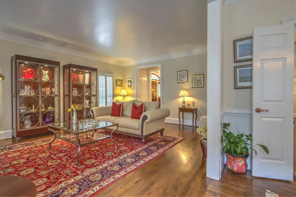 4455 Highgrove Pointe, Atlanta, Georgia 30319, 4 Bedrooms Bedrooms, ,4 BathroomsBathrooms,Residential,Sold,4455 Highgrove Pointe,5733654