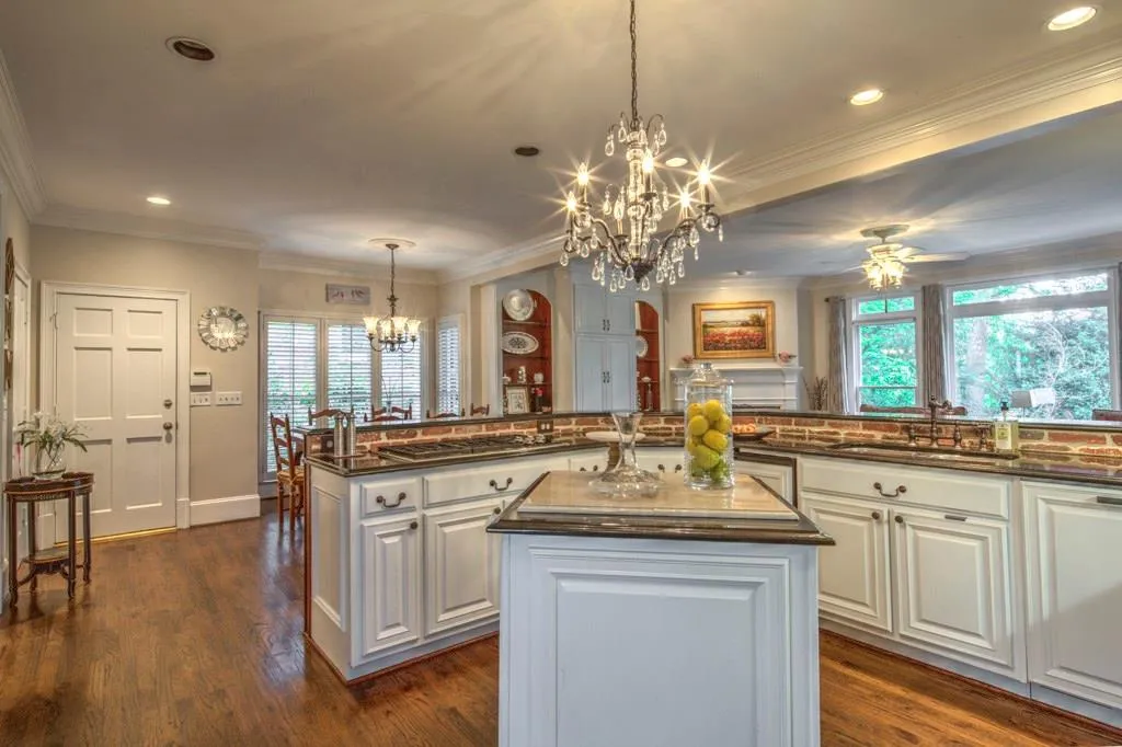 4455 Highgrove Pointe, Atlanta, Georgia 30319, 4 Bedrooms Bedrooms, ,4 BathroomsBathrooms,Residential,Sold,4455 Highgrove Pointe,5733654