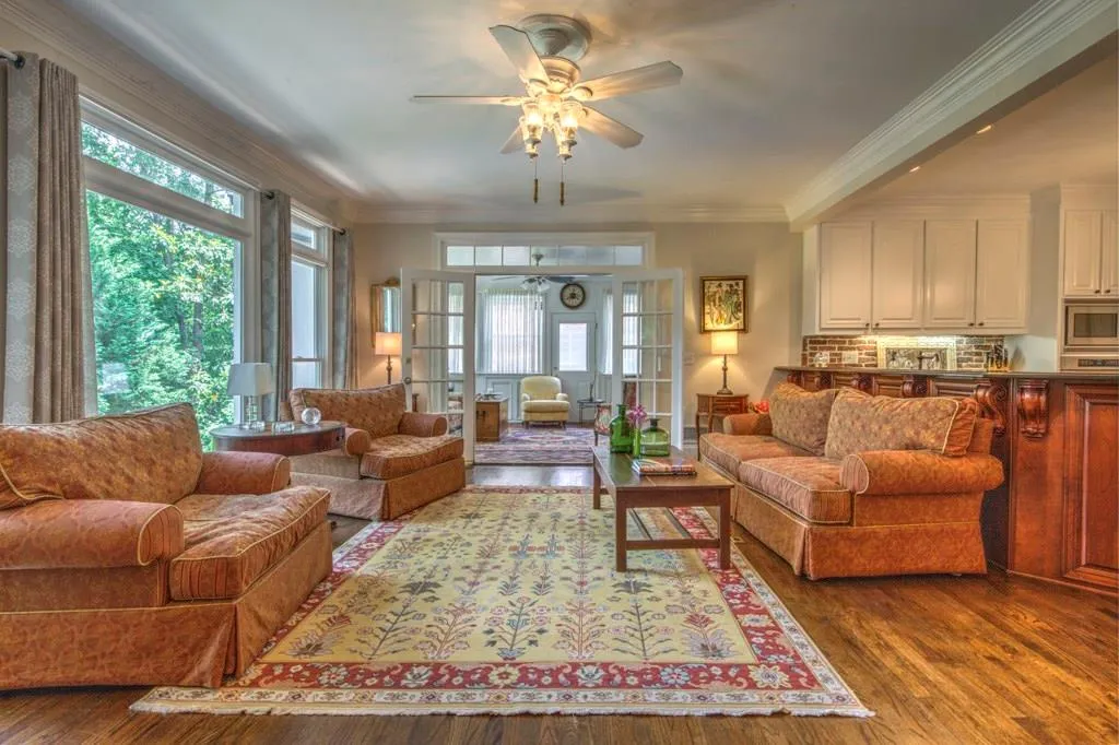 4455 Highgrove Pointe, Atlanta, Georgia 30319, 4 Bedrooms Bedrooms, ,4 BathroomsBathrooms,Residential,Sold,4455 Highgrove Pointe,5733654