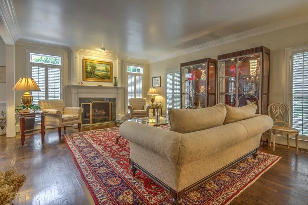 4455 Highgrove Pointe, Atlanta, Georgia 30319, 4 Bedrooms Bedrooms, ,4 BathroomsBathrooms,Residential,Sold,4455 Highgrove Pointe,5733654