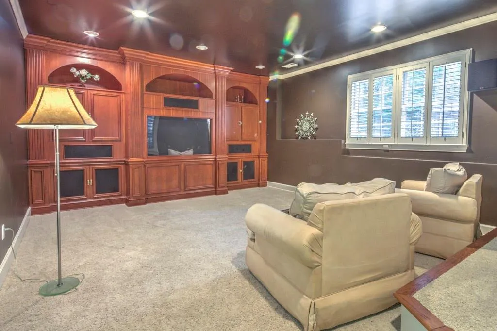 4455 Highgrove Pointe, Atlanta, Georgia 30319, 4 Bedrooms Bedrooms, ,4 BathroomsBathrooms,Residential,Sold,4455 Highgrove Pointe,5733654