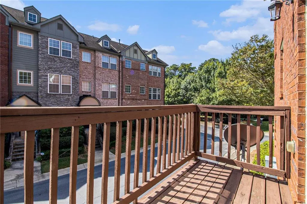 3724 Ashford Creek Lane Ne, Atlanta, Georgia 30319, 2 Bedrooms Bedrooms, ,2 BathroomsBathrooms,Residential,For Sale,3724 Ashford Creek Lane Ne,7646632