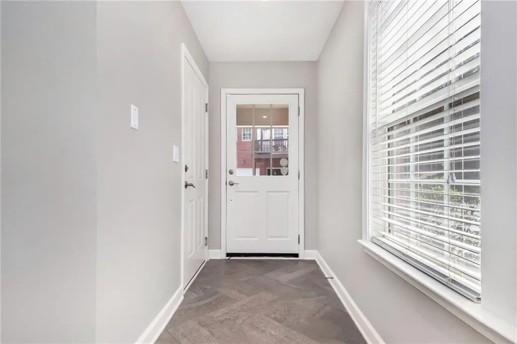 3724 Ashford Creek Lane Ne, Atlanta, Georgia 30319, 2 Bedrooms Bedrooms, ,2 BathroomsBathrooms,Residential,For Sale,3724 Ashford Creek Lane Ne,7646632