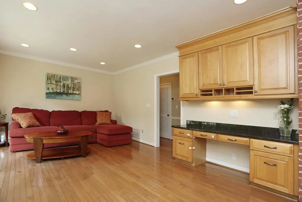 535 Timber Valley Road, Atlanta, Georgia 30342, 3 Bedrooms Bedrooms, ,2 BathroomsBathrooms,Residential,Sold,535 Timber Valley Road,5592149