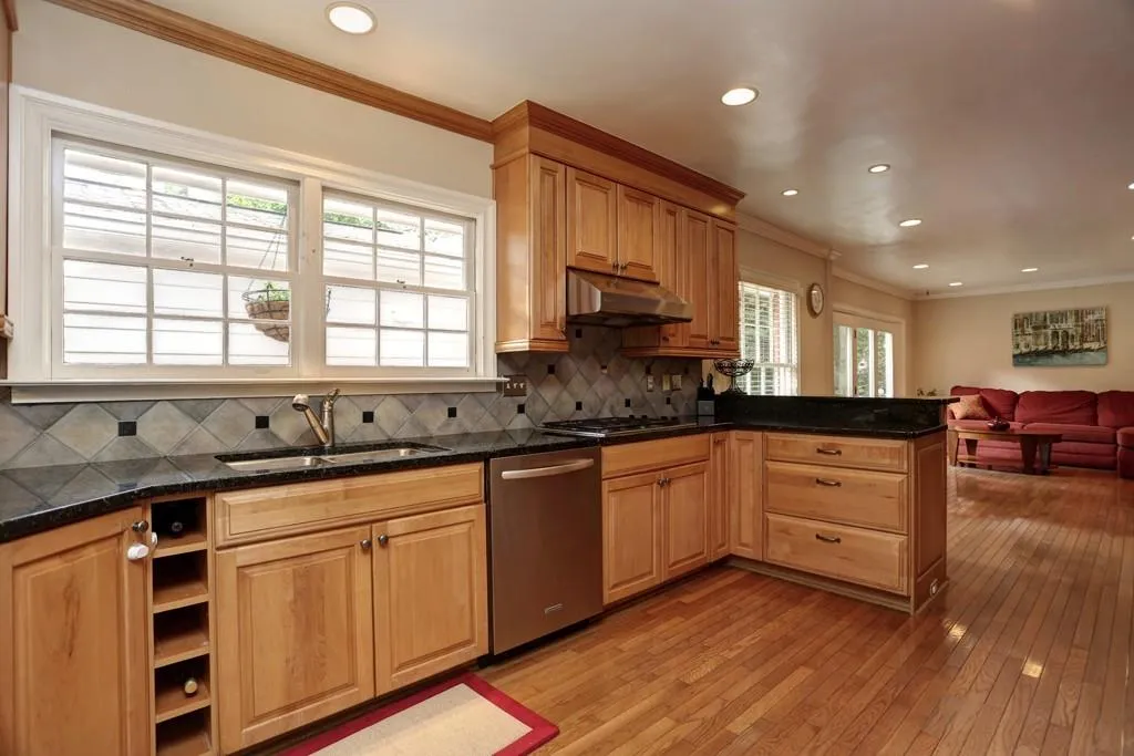 535 Timber Valley Road, Atlanta, Georgia 30342, 3 Bedrooms Bedrooms, ,2 BathroomsBathrooms,Residential,Sold,535 Timber Valley Road,5592149