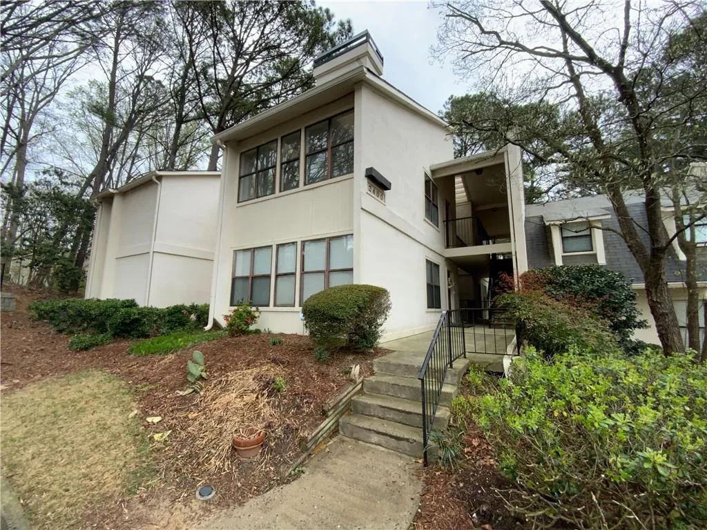 2404 Huntingdon, Atlanta, Georgia 30350, 3 Bedrooms Bedrooms, ,2 BathroomsBathrooms,Residential,Sold,2404 Huntingdon,7357254