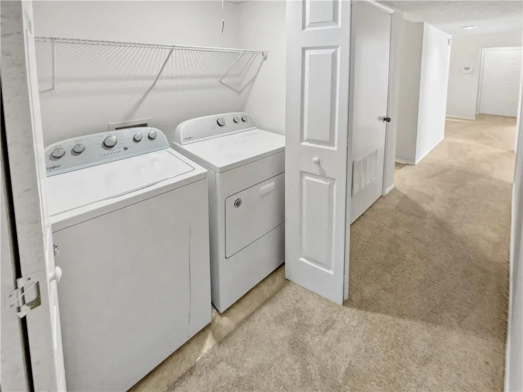 2404 Huntingdon, Atlanta, Georgia 30350, 3 Bedrooms Bedrooms, ,2 BathroomsBathrooms,Residential,Sold,2404 Huntingdon,7357254