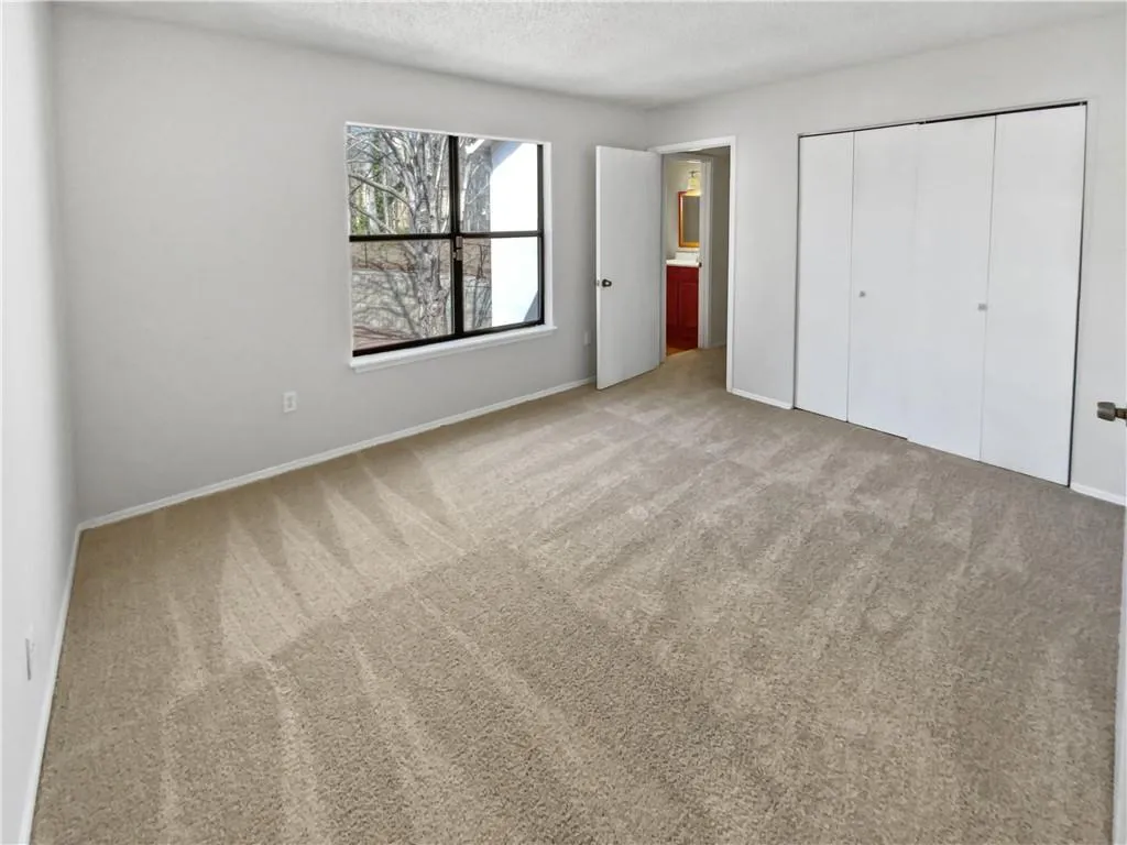 2404 Huntingdon, Atlanta, Georgia 30350, 3 Bedrooms Bedrooms, ,2 BathroomsBathrooms,Residential,Sold,2404 Huntingdon,7357254