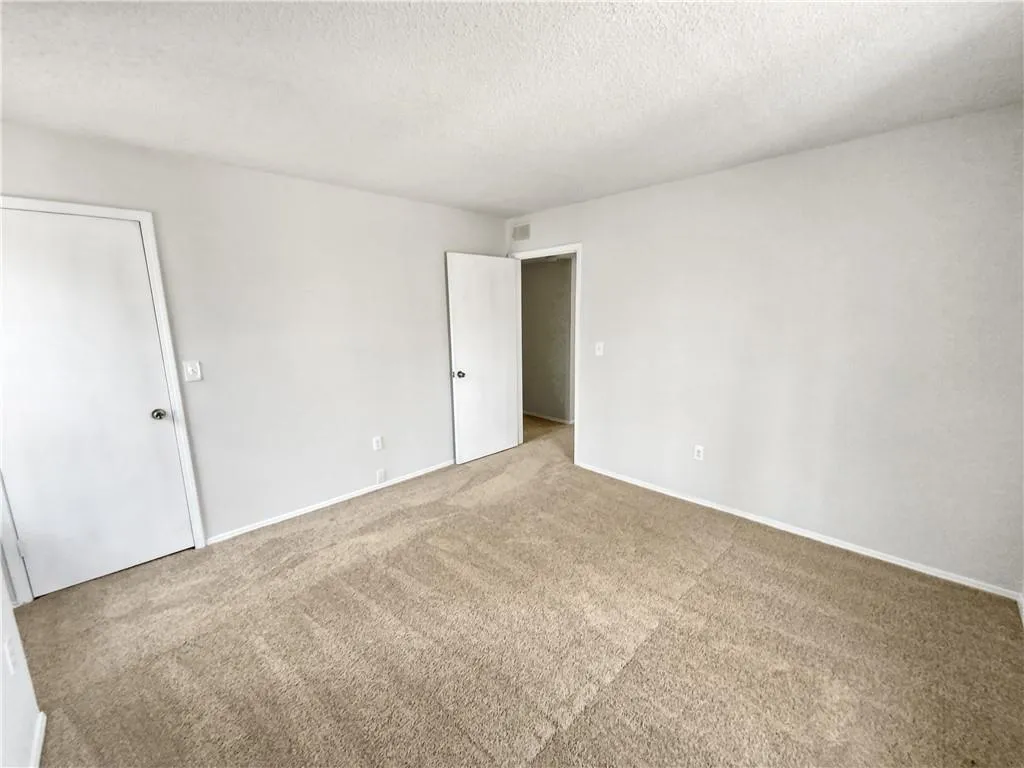 2404 Huntingdon, Atlanta, Georgia 30350, 3 Bedrooms Bedrooms, ,2 BathroomsBathrooms,Residential,Sold,2404 Huntingdon,7357254