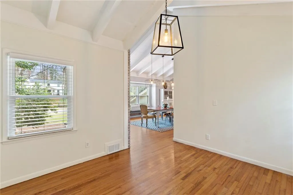 5780 Brookgreen Road, Atlanta, Georgia 30328, 3 Bedrooms Bedrooms, ,2 BathroomsBathrooms,Residential,Sold,5780 Brookgreen Road,6884663