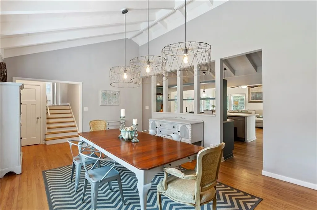 5780 Brookgreen Road, Atlanta, Georgia 30328, 3 Bedrooms Bedrooms, ,2 BathroomsBathrooms,Residential,Sold,5780 Brookgreen Road,6884663
