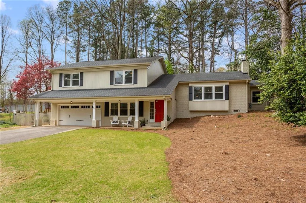 5780 Brookgreen Road, Atlanta, Georgia 30328, 3 Bedrooms Bedrooms, ,2 BathroomsBathrooms,Residential,Sold,5780 Brookgreen Road,6884663