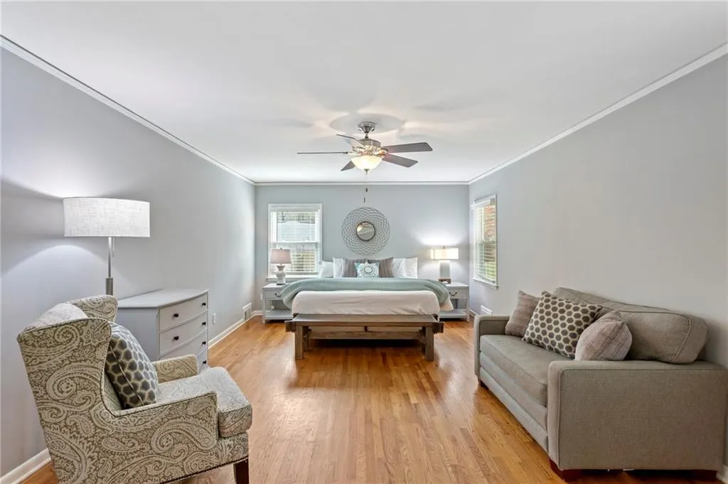5780 Brookgreen Road, Atlanta, Georgia 30328, 3 Bedrooms Bedrooms, ,2 BathroomsBathrooms,Residential,Sold,5780 Brookgreen Road,6884663