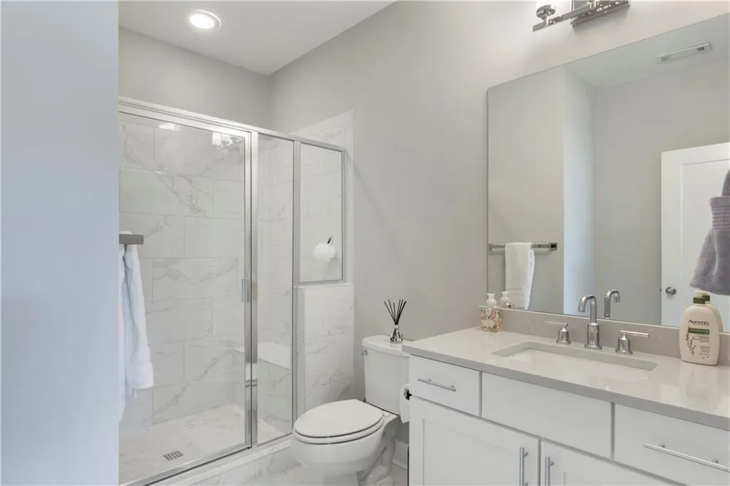 6751 Cadence Boulevard, Sandy Springs, Georgia 30328, 3 Bedrooms Bedrooms, ,3 BathroomsBathrooms,Residential,Sold,6751 Cadence Boulevard,6887608