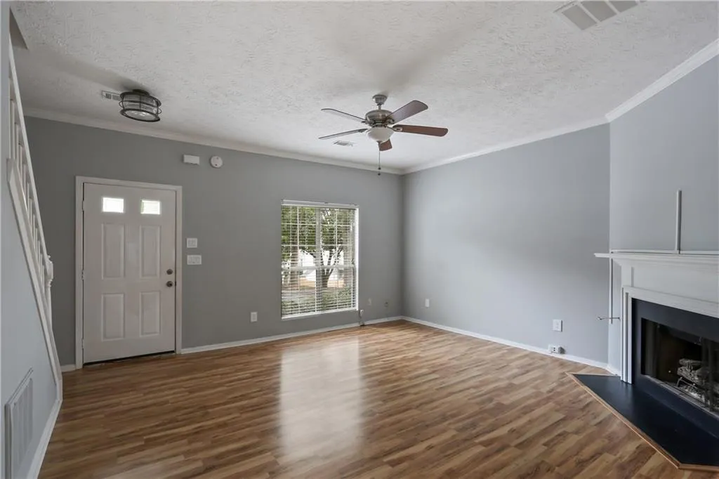 907 Wedgewood Way, Atlanta, Georgia 30350, 2 Bedrooms Bedrooms, ,2 BathroomsBathrooms,Residential,Sold,907 Wedgewood Way,6041794