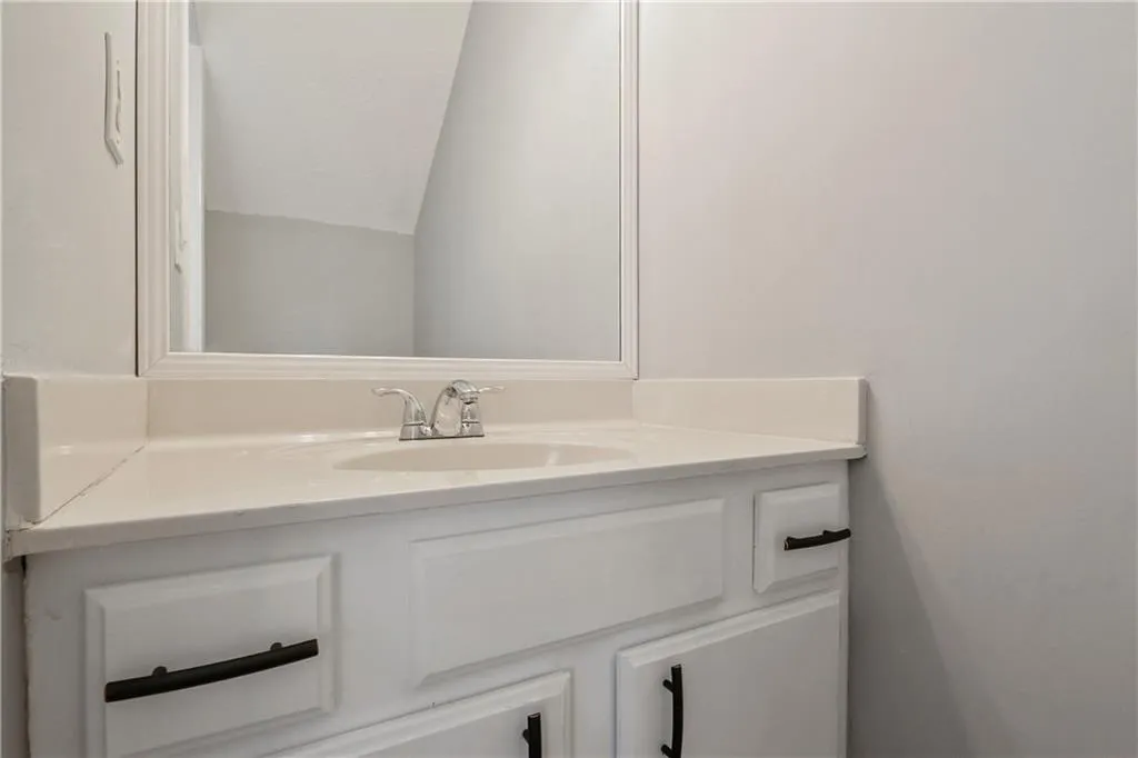 907 Wedgewood Way, Atlanta, Georgia 30350, 2 Bedrooms Bedrooms, ,2 BathroomsBathrooms,Residential,Sold,907 Wedgewood Way,6041794