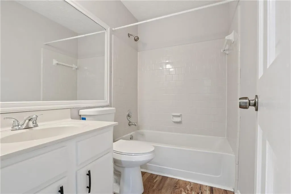 907 Wedgewood Way, Atlanta, Georgia 30350, 2 Bedrooms Bedrooms, ,2 BathroomsBathrooms,Residential,Sold,907 Wedgewood Way,6041794