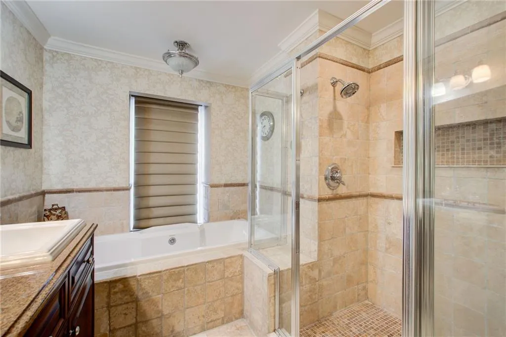 441 The North Chace, Sandy Springs, Georgia 30328, 4 Bedrooms Bedrooms, ,3 BathroomsBathrooms,Residential,Sold,441 The North Chace,7189276