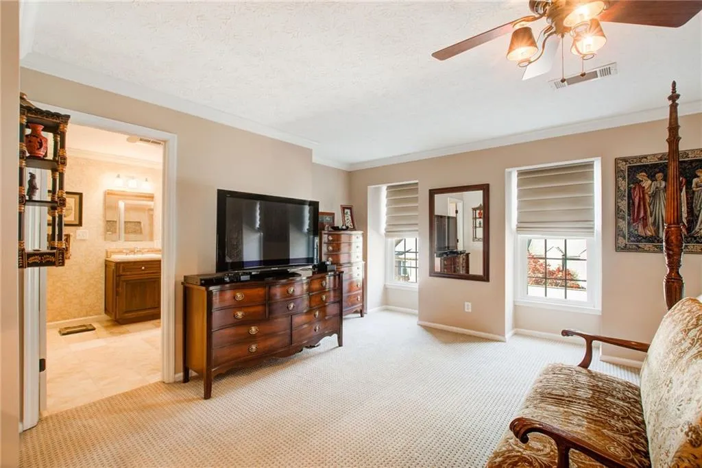 441 The North Chace, Sandy Springs, Georgia 30328, 4 Bedrooms Bedrooms, ,3 BathroomsBathrooms,Residential,Sold,441 The North Chace,7189276