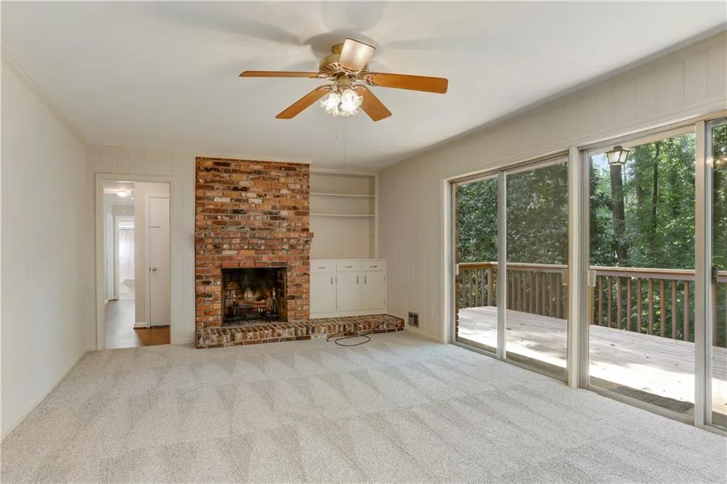 345 Amberidge Trail, Sandy Springs, Georgia 30328, 3 Bedrooms Bedrooms, ,2 BathroomsBathrooms,Residential,Sold,345 Amberidge Trail,6021958