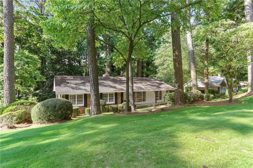 345 Amberidge Trail, Sandy Springs, Georgia 30328, 3 Bedrooms Bedrooms, ,2 BathroomsBathrooms,Residential,Sold,345 Amberidge Trail,6021958