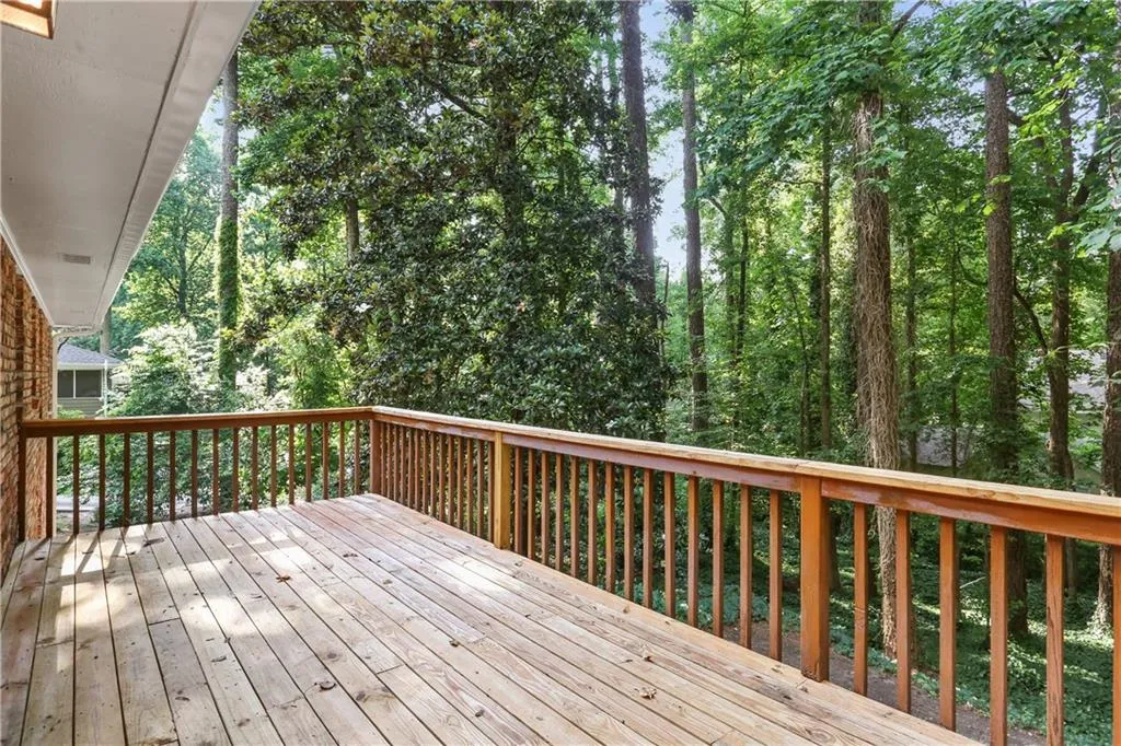 345 Amberidge Trail, Sandy Springs, Georgia 30328, 3 Bedrooms Bedrooms, ,2 BathroomsBathrooms,Residential,Sold,345 Amberidge Trail,6021958