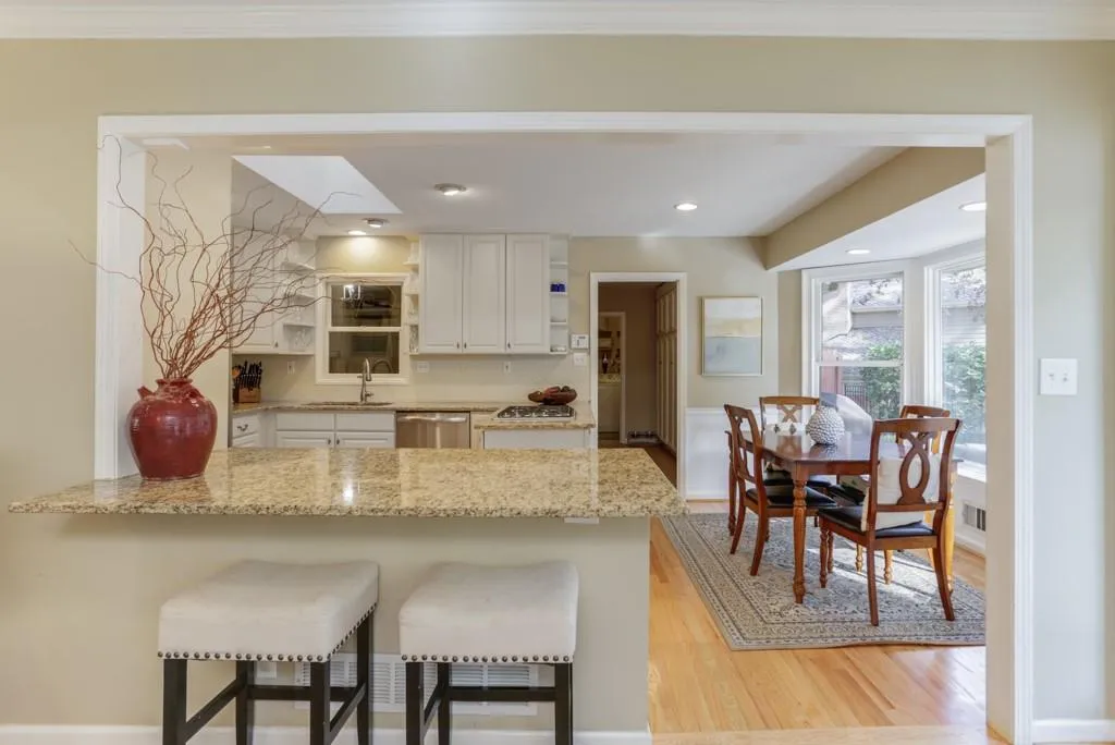 7105 Duncourtney Drive, Atlanta, Georgia 30328, 4 Bedrooms Bedrooms, ,3 BathroomsBathrooms,Residential,Sold,7105 Duncourtney Drive,6647191