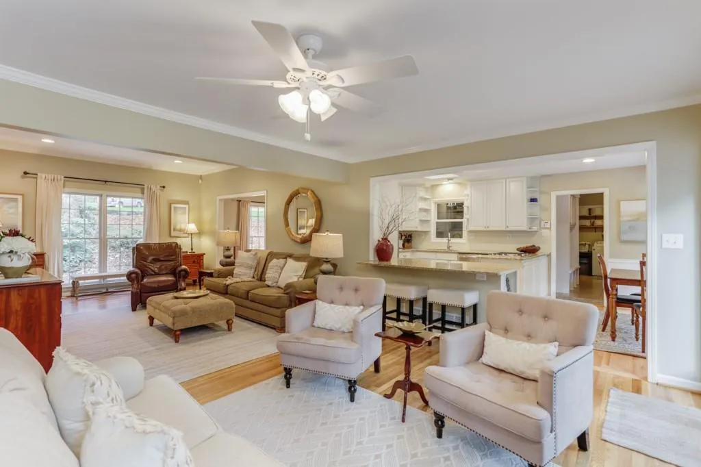 7105 Duncourtney Drive, Atlanta, Georgia 30328, 4 Bedrooms Bedrooms, ,3 BathroomsBathrooms,Residential,Sold,7105 Duncourtney Drive,6647191
