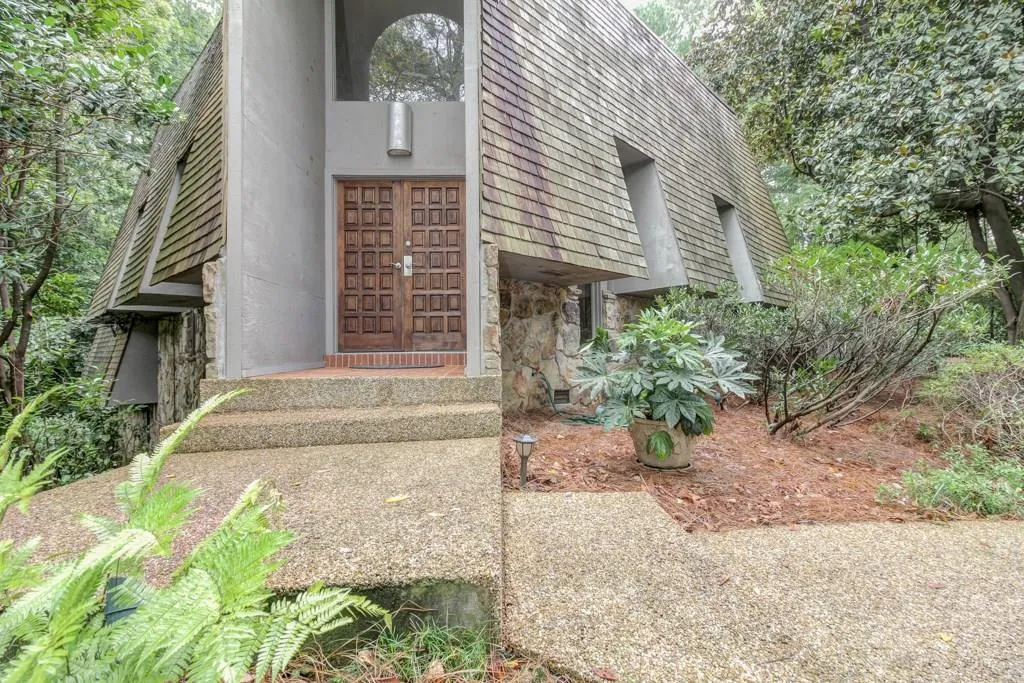 145 River North Walk, Atlanta, Georgia 30328, 6 Bedrooms Bedrooms, ,4 BathroomsBathrooms,Residential,Sold,145 River North Walk,5768548