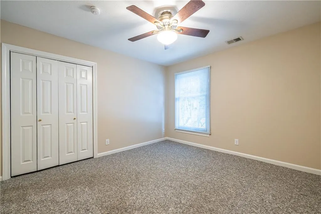 6700 Roswell Road Unit 1c, Sandy Springs, Georgia 30328, 3 Bedrooms Bedrooms, ,2 BathroomsBathrooms,Residential,Sold,6700 Roswell Road Unit 1c,7713846
