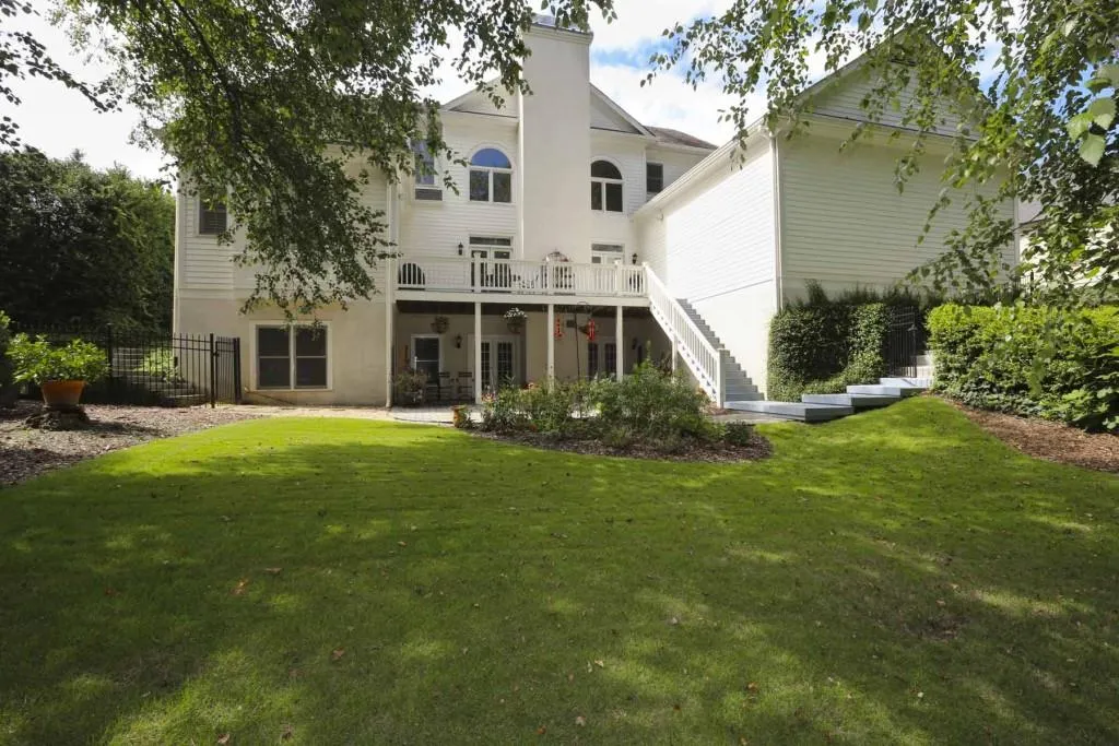 130 High Point Walk, Sandy Springs, Georgia 30342, 4 Bedrooms Bedrooms, ,3 BathroomsBathrooms,Residential,Sold,130 High Point Walk,6843889 130 High Point Walk, Sandy Springs, Georgia 30342, 4 Bedrooms Bedrooms, ,3 BathroomsBathrooms,Residential,Sold,130 High Point Walk,6843889